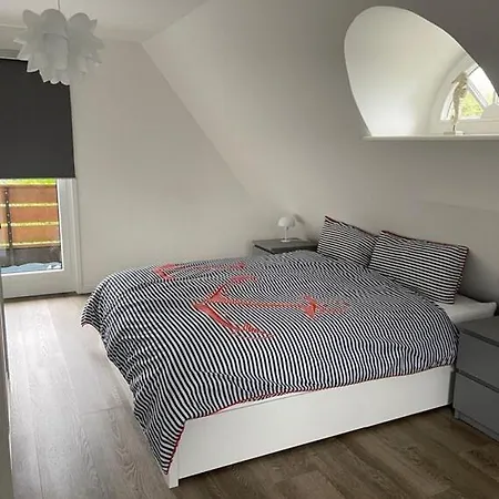 Deich Huus Dom wakacyjny *